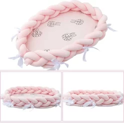 Buxibo - Draagbare Babynest - Co- Sleeper - Bed Bumper - Baby Bed Accessoires - Met Strikjes - Inclusief Bumper Rand - Verschoonmat - Veilig Slapen - Roze
