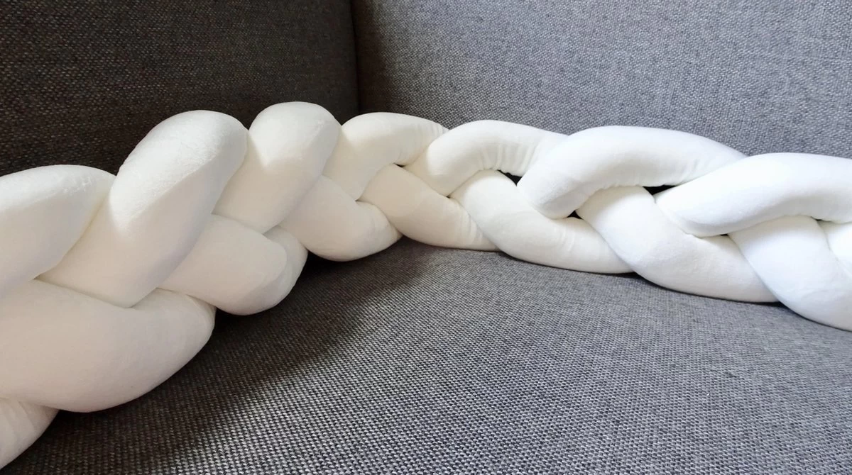 Baby Bed Bumper Gevlochten, Boxomrander, Hoofdbeschermer, Bedbumper,boxrand (2 Meter) Van Baby-slofje.nl Wit - Afbeelding 4