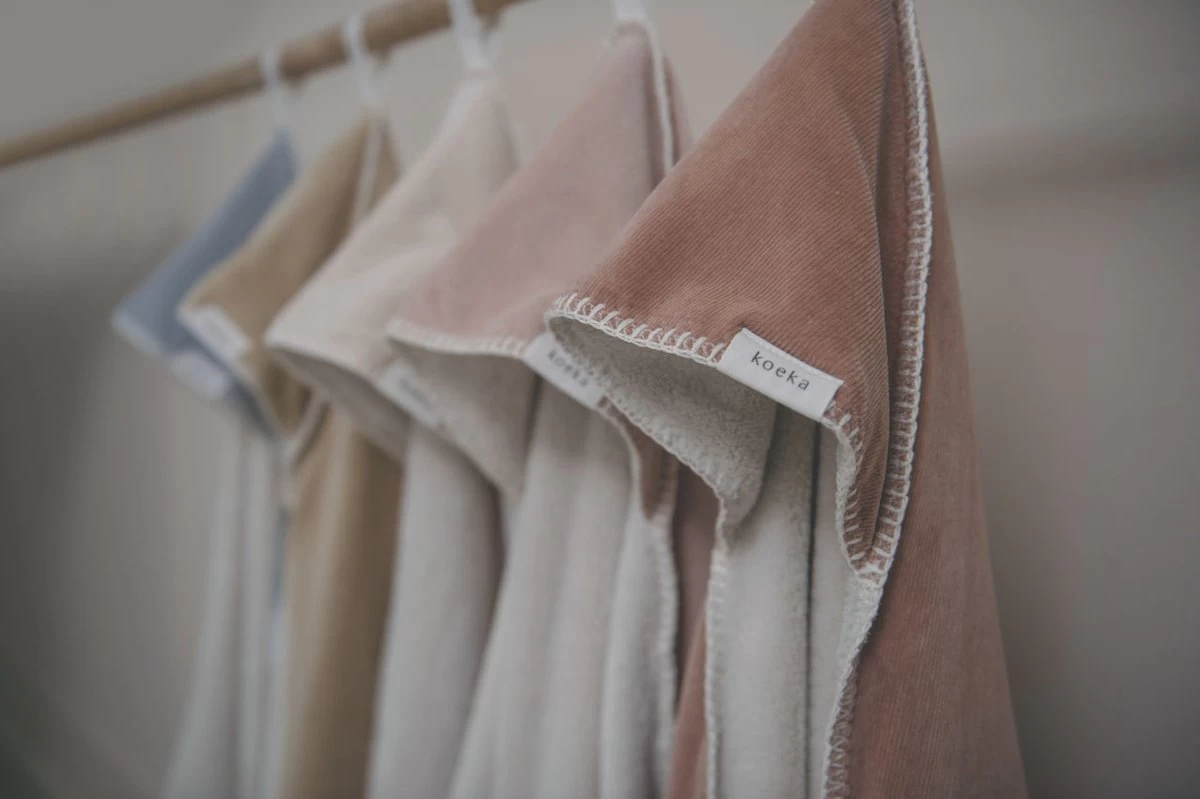 Koeka Omslagdoek Teddy Oddi - Lichtbruin - 100x100cm - Afbeelding 4