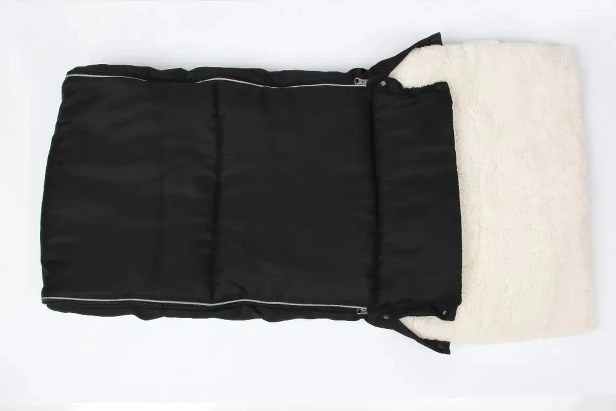 TechU™ Warme Fleece Slaapzak Voor Kinderwagen & Buggy – Zacht Fleece Bedje Voor Baby's – Tegen Kou, Onderkoeling & Winter – Zwart - Afbeelding 3
