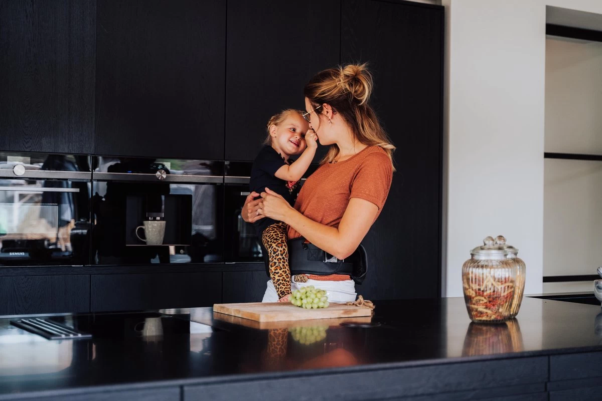 EVE Kids Heupdrager - Baby En Peuter - Heupzitje - Draagzak - Zwart Leer - Afbeelding 6