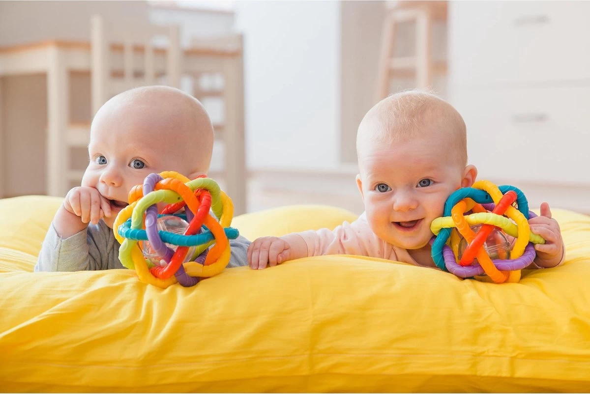 Playgro Buigbare Bendy Ball - Grijp- En Bijtspeelgoed - Incl Rammelaar - Activiteitenbal - Afbeelding 5